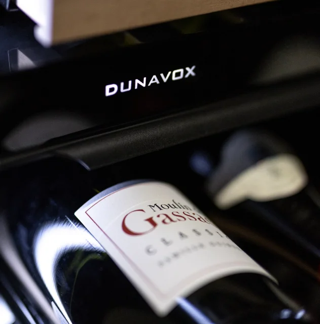 DUNAVOX HORIZON-19