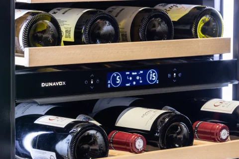 DUNAVOX HORIZON-44, Schwarz